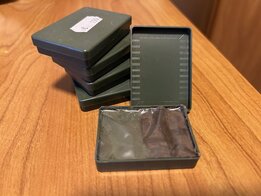 Camouflage face paint / schmink leger  in doosje echt uit het leger, origineel kl