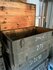 groene houten leger kist